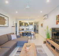 Crocs on Cavenagh - Accommodation Gladstone