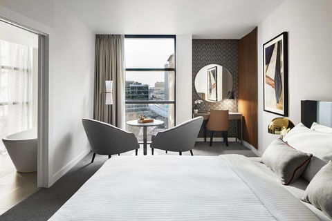 Crowne Plaza Sydney Darling Harbour - Accommodation Gladstone 1