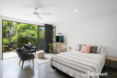 Crows Nest - Accommodation Gladstone 1