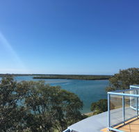 Crystal Waters Picnic Point - Accommodation Gladstone