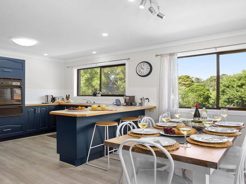 Culburra Beach Retreat - Close To Two Beaches - Accommodation Gladstone 2