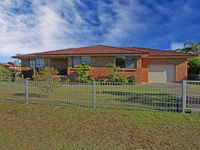 Culburra Getaway - close to beach and lake