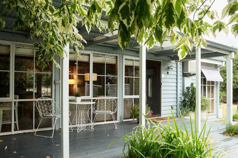 Cumquat Cottage - Accommodation Gladstone 1
