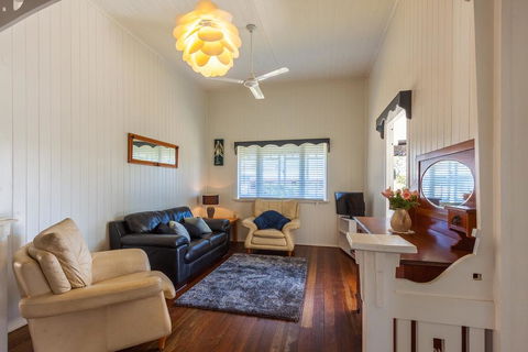 Curlew Cottage - Yungaburra - Accommodation Gladstone 1