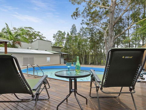 Currambene Cottage - All About Location - Accommodation Gladstone 0