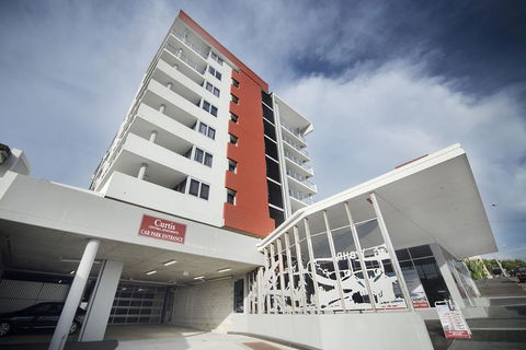 Curtis Central Apartments - Accommodation Gladstone 0