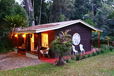 Curtis Cottage - Accommodation Gladstone 0