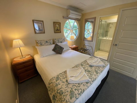 Curtis Cottage - Accommodation Gladstone 1