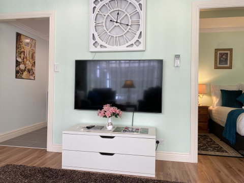 Curtis Falls Studio-Apartment - Accommodation Gladstone 2
