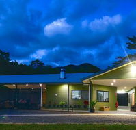 Daintree Peaks ECO Stays - Accommodation Gladstone