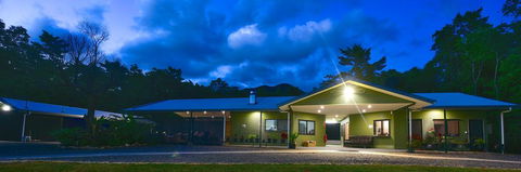 Daintree Peaks ECO Stays - Accommodation Gladstone 0