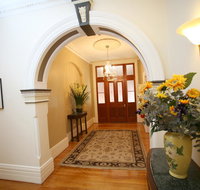 Darcy's Hotel - Accommodation Gladstone