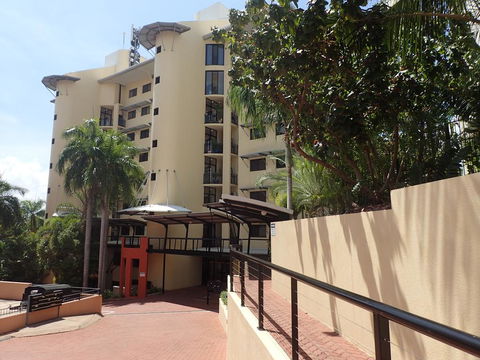 Darwin Deluxe Apartments - Accommodation Gladstone 3