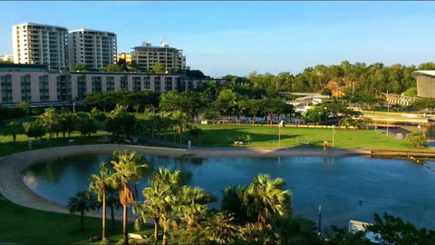 Darwin Deluxe Apartments - Accommodation Gladstone 0