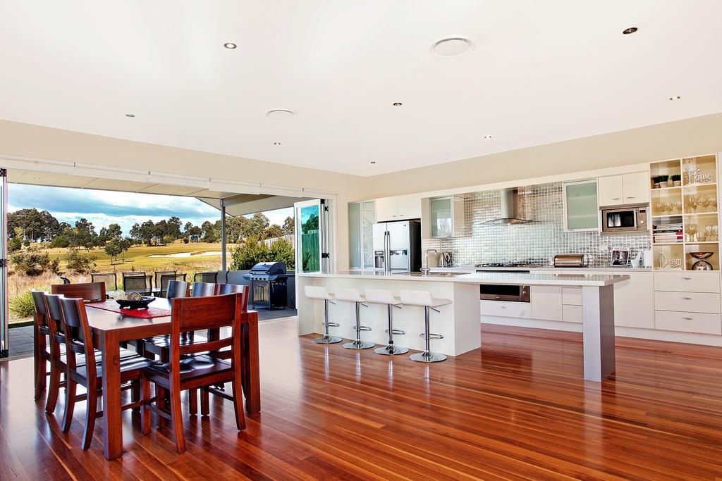 Rothbury NSW Accommodation Gladstone