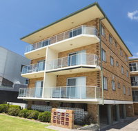 Debra Court Unit 1 - Accommodation Gladstone