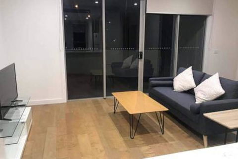 Delicate And Peaceful Bundoora Townhouse 10 - Accommodation Gladstone 2