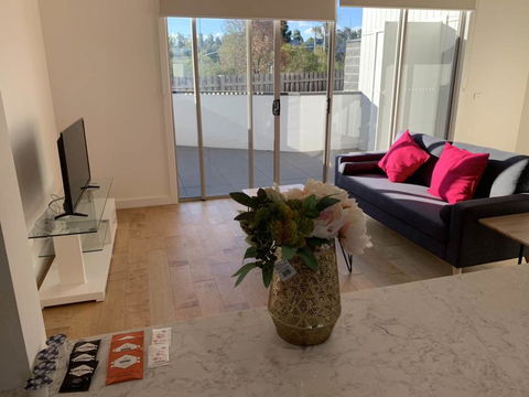 Delicate And Peaceful Bundoora Townhouse 12-R4 - Accommodation Gladstone 3
