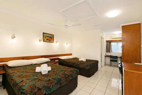 Demi View Motel - Accommodation Gladstone 1