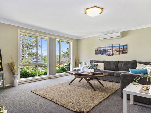 Derwent By The Sea - Two Minute Walk To The Water - Accommodation Gladstone 3