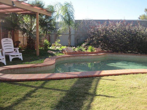 Desert Rose Inn Alice Springs - Accommodation Gladstone 2