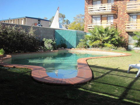 Desert Rose Inn Alice Springs - Accommodation Gladstone 3