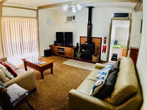 Didgy Ridge - Accommodation Gladstone 0