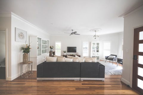 Diggers Beach Cottage - Accommodation Gladstone 3
