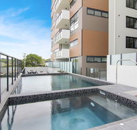 Direct Hotels - The Rhythm on Beach - Accommodation Gladstone
