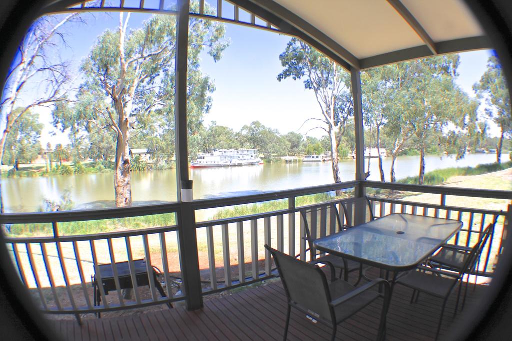 Buronga NSW Accommodation Gladstone