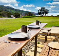 Dolphin Studio Apartment 1a Ocean Street - Accommodation Gladstone