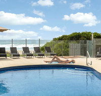 Dorchester On The Beach - Accommodation Gladstone