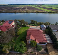 Doreen's - Accommodation Gladstone