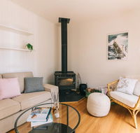 DOVESTONES BY THE SEA - INVERLOCH - Accommodation Gladstone