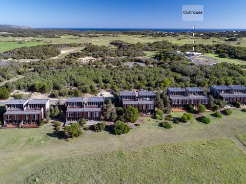 DREW Golfers Delight Close To St Andrews Beach - Accommodation Gladstone 2