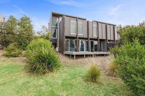 DREW Golfers Delight Close To St Andrews Beach - Accommodation Gladstone 1