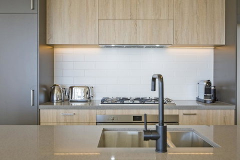 Dune Beachfront Apartments - Accommodation Gladstone 2