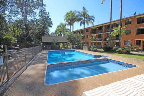 Dunes Holiday Apartments Unit 21 - Accommodation Gladstone 0