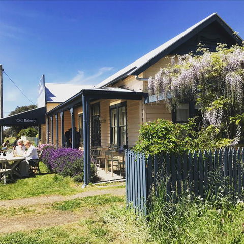 Dunkeld Old Bakery Accommodations - Accommodation Gladstone 3