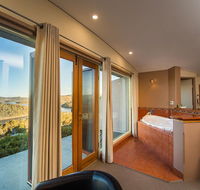 Eagle View Escape - Accommodation Gladstone