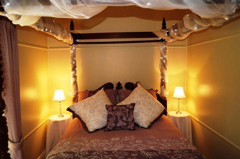 Eagle's View Bed & Breakfast - Accommodation Gladstone 0