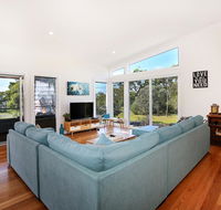 Eagleview - Pet Friendly - 4 Min Walk to Beach - Accommodation Gladstone