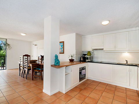EAST COAST ESCAPES - Byron Beachfront - Accommodation Gladstone 1