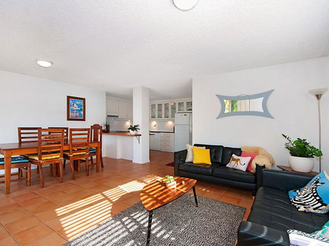 EAST COAST ESCAPES - Byron Beachfront - Accommodation Gladstone 2