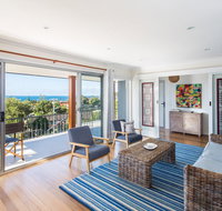 Easy Living at 14 Daphne Street - Accommodation Gladstone