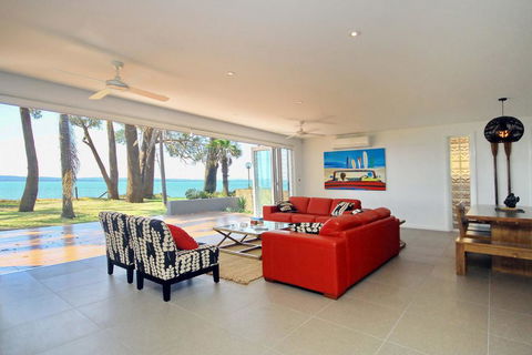 Ebb And Flow @ Corlette - Accommodation Gladstone 0