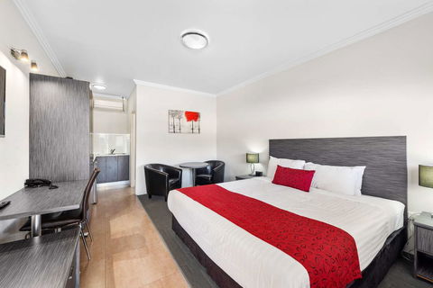 Econo Lodge Moree Spa Motor Inn - Accommodation Gladstone 0