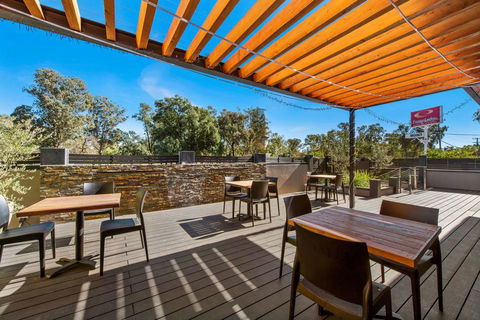 Econo Lodge Moree Spa Motor Inn - Accommodation Gladstone 3