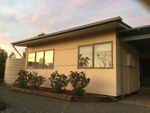 Edeowie Station - Accommodation Gladstone 2