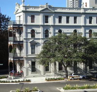 Elephant Backpacker - Accommodation Gladstone